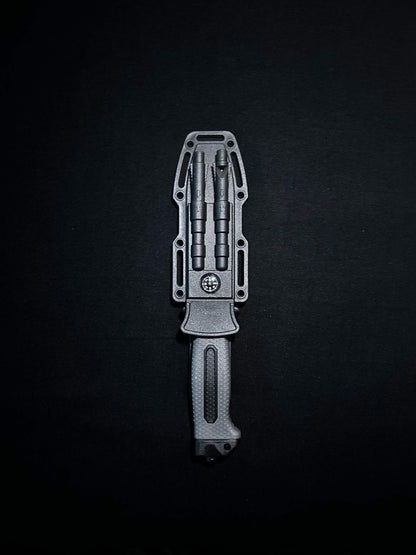 Cutit de supravietuire cu teaca multitool